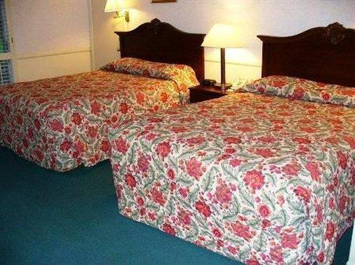 The Santa Anita Inn Аркадия Стая снимка